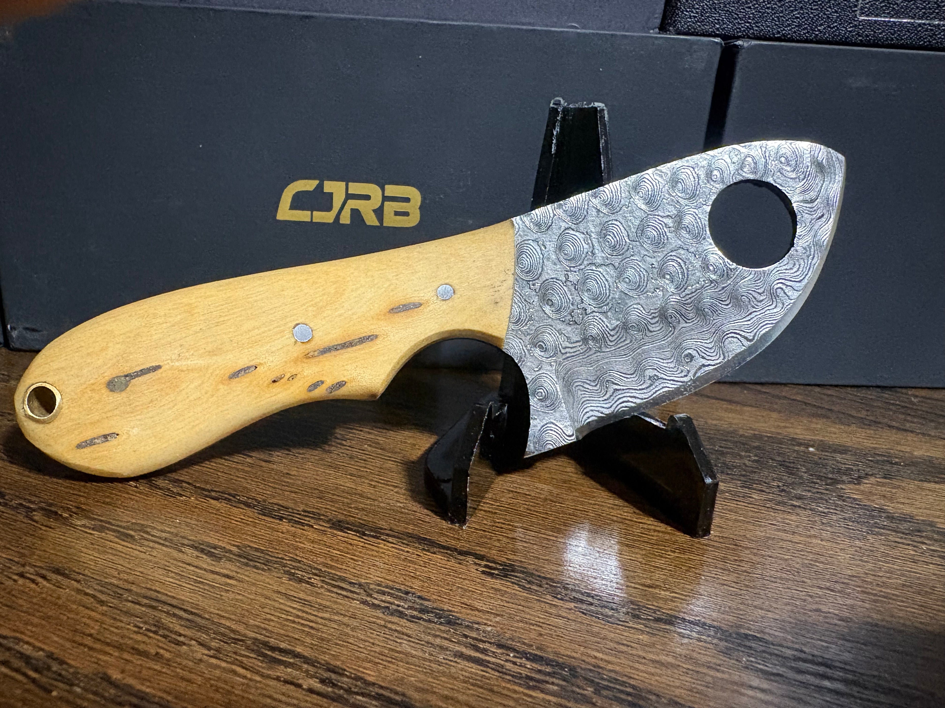 BB FIXED BLADE